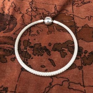 Pandora mesh bangle size 17, .925 sterling silver